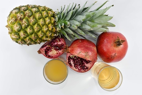 beverage, fruit juice, glasses, pomegranate, vitamins, food, produce, vitamin, pineapple, fruit