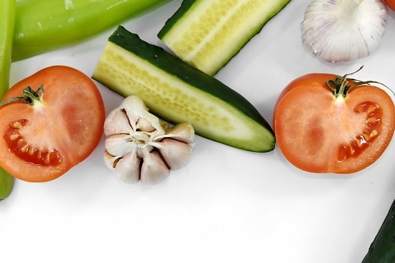 przekrój poprzeczny, ogórek, czosnek, tkanki, pomidory, warzywa, wegetariańskie, jedzenie, warzyw, diety