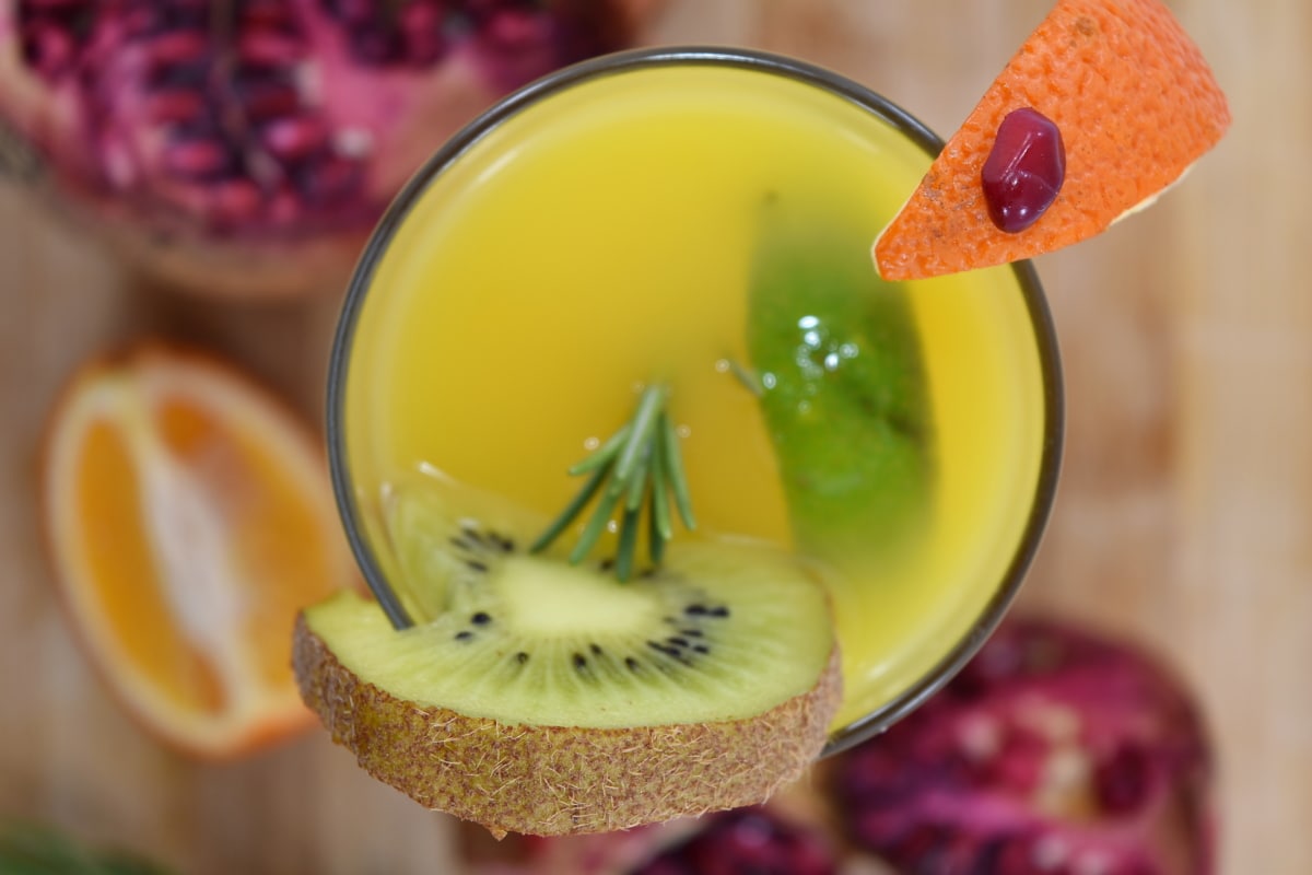 antioxidant, drik, helt tæt, frugt cocktail, vigtigste lime, Kiwi, saftevand, granatæble, frø, Top