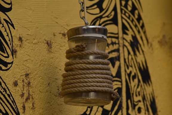 graffiti, hanging, lamp, rope, wall, retro, dirty, antique, old, outdoors