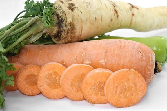 minerals, parsley, root, vitamin C, vitamins, carrot, food, vegetable, nutrition, ingredients