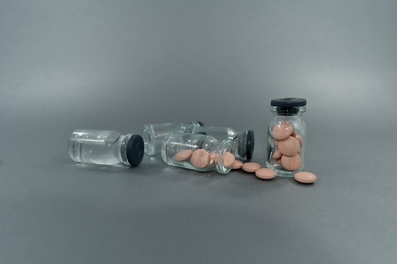 bouteilles, médicaments, médicament, pilules, médecine, maladie, traitement, soins de santé, médicament, cure
