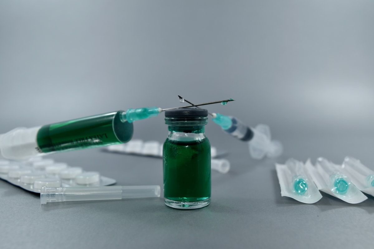 injection, medication, needles, syringe, vaccination, vaccine, plastic, medicine, detail, treatment