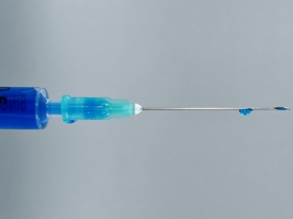 синьо, едър план, лек, хоризонтална, игла, спринцовка, ваксина, инструмент, устройство, медицина