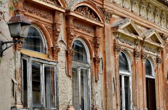 napušteno, barok, propadanje, fasada, prozori, zgrada, arhitektura, staro, starinsko, starinsko