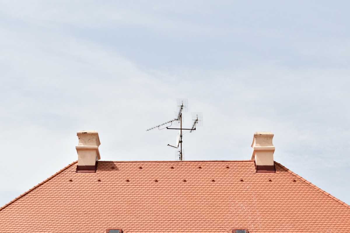 antena, arhitektonski stil, dimnjak, vanjski dio, kuća, domaćinstvo, vanjski, krov, na krovu, uređaj