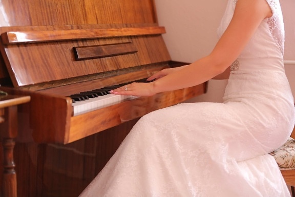 bruden, kjole, musiker, pianisten, pen jente, sitter, piano, musikk, rom, instrumentet