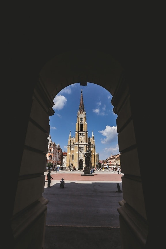 арка, градски пейзаж, в центъра, Сърбия, туристическа атракция, църква, катедрала, архитектура, град, сграда