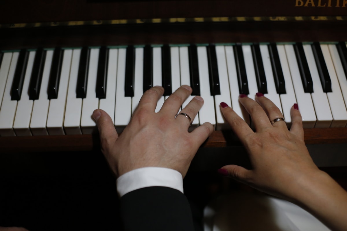 dedo, manos, música, músico, pianista, piso, romántica, estar juntos, en posición vertical, instrumento