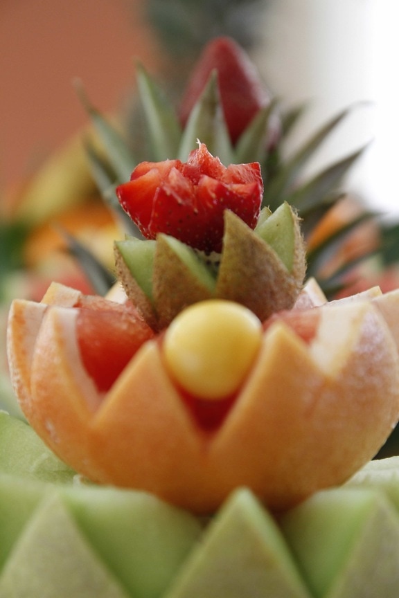 Kiwi, orange, zeste d’orange, fraises, alimentaire, fruits, frais, fraise, plaque, salade