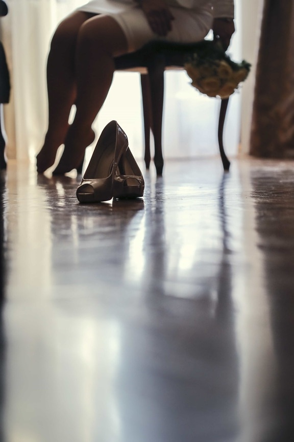 ceremony, heels, bride, blur, woman, fashion, girl, reflection, foot, model