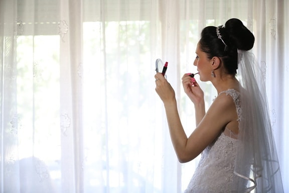 bride, face, hairstyle, lips, lipstick, makeup, mirror, side view, wedding, wedding dress