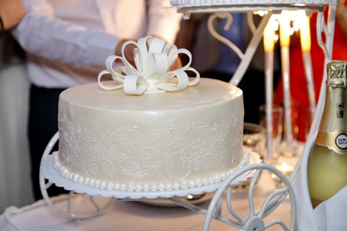 narodeniny, narodeninovú tortu, svetlo sviečok, oslava, Champagne, dezert, sviečka, jedlo, sviečky, torta