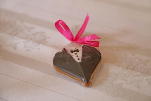 cookie, groom, wedding, ribbon, love, still life, gift, celebration, anniversary, romance
