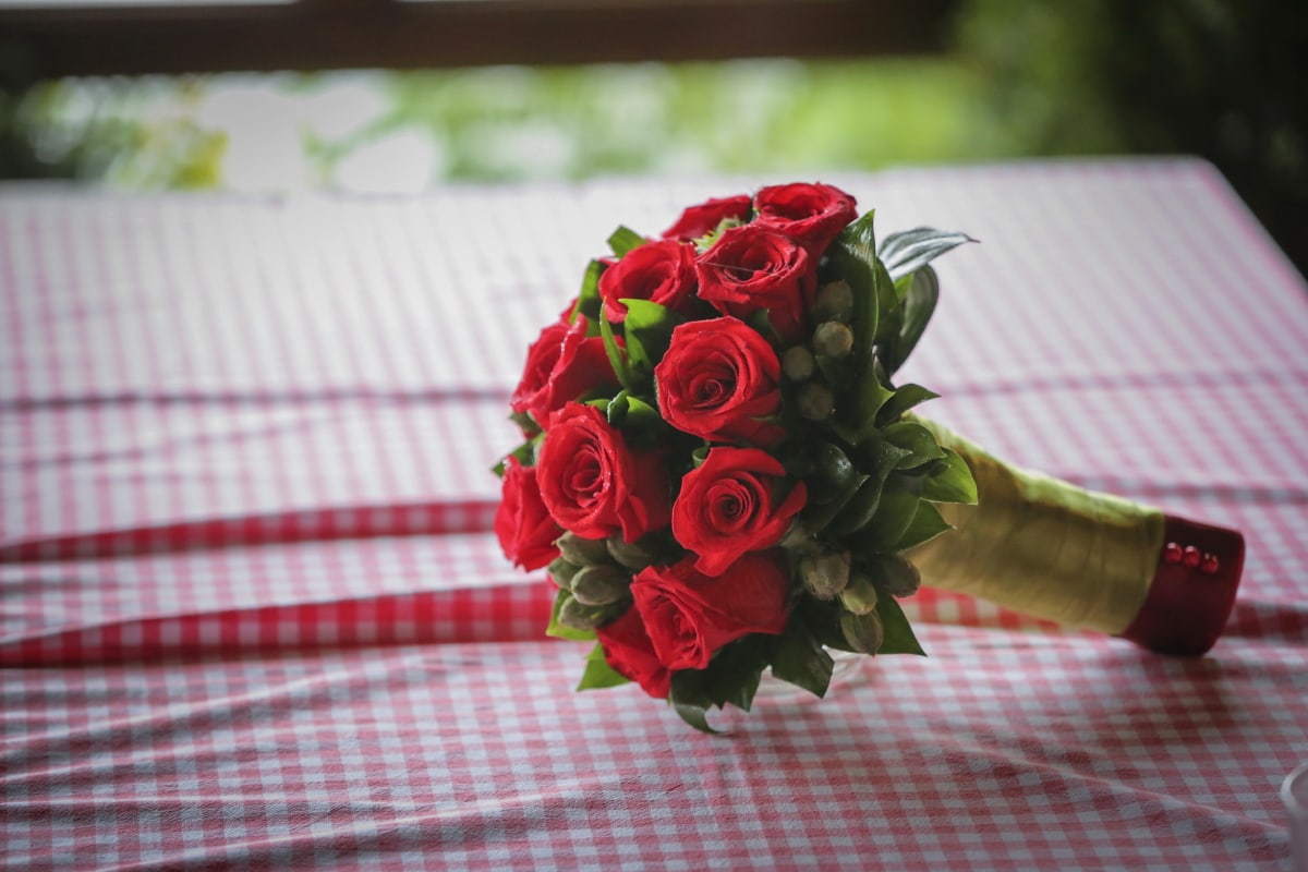 décoratifs, des roses, nature morte, nappe, bouquet de mariage, amour, Rose, romance, bouquet, arrangement