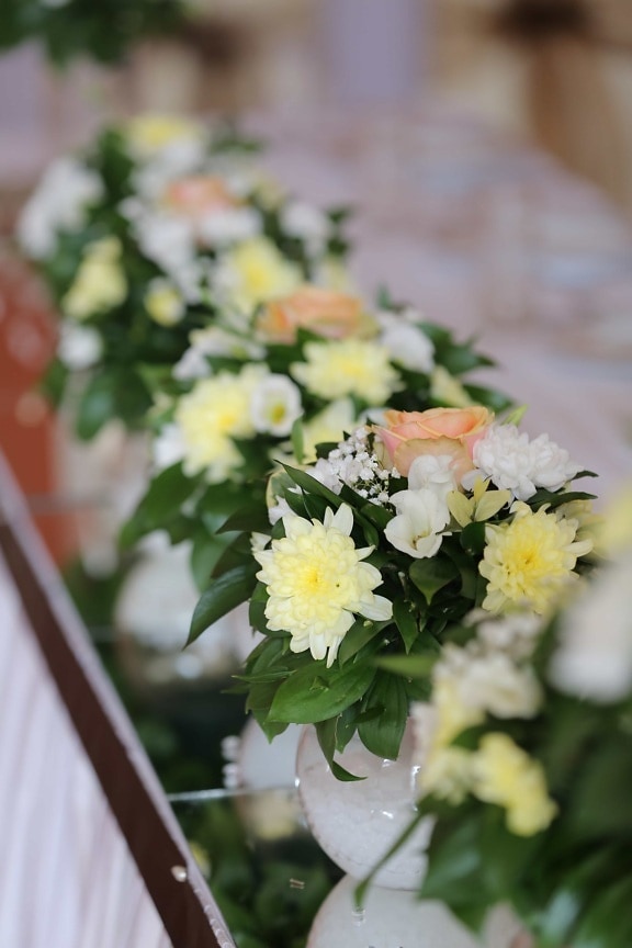 bouquet, close-up, interior decoration, still life, plant, flower, love, wedding, romance, leaf