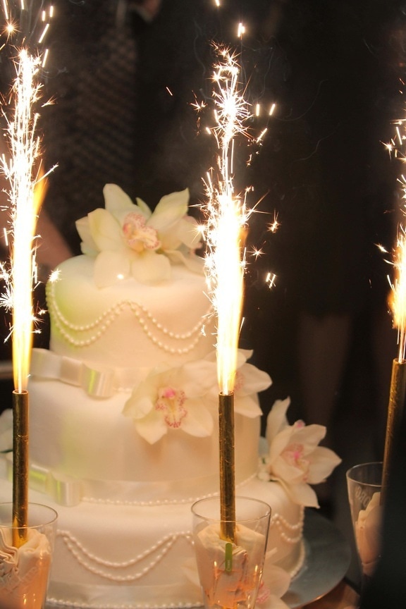 ünnepség, dekoráció, esemény, szikra, esküvő, esküvői torta, gyertya, ünnepe, torta, gyertyák
