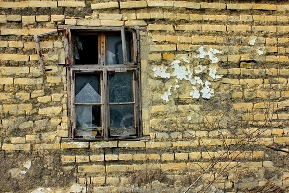 prozor, stolarija, napušteno, arhitektonski stil, cigle, siromaštvo, propadanje, staro, cigla, zid