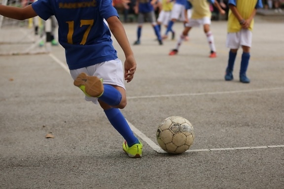 kick, football, soccer ball, corner, ball, soccer, competition, game, equipment, sport