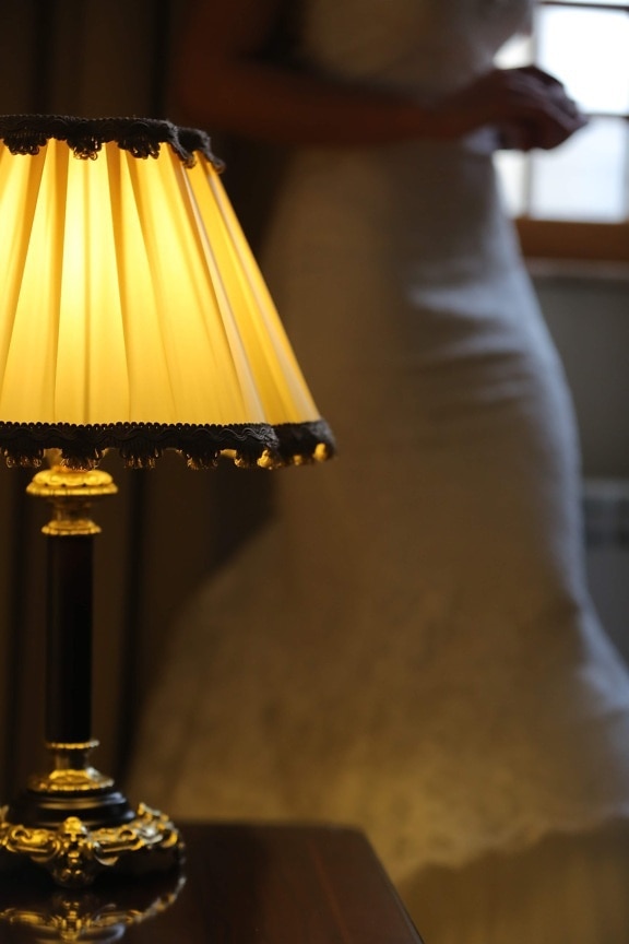 lamp, elegant, shade, shadow, glamour, light bulb, luxury, light, furniture, interior