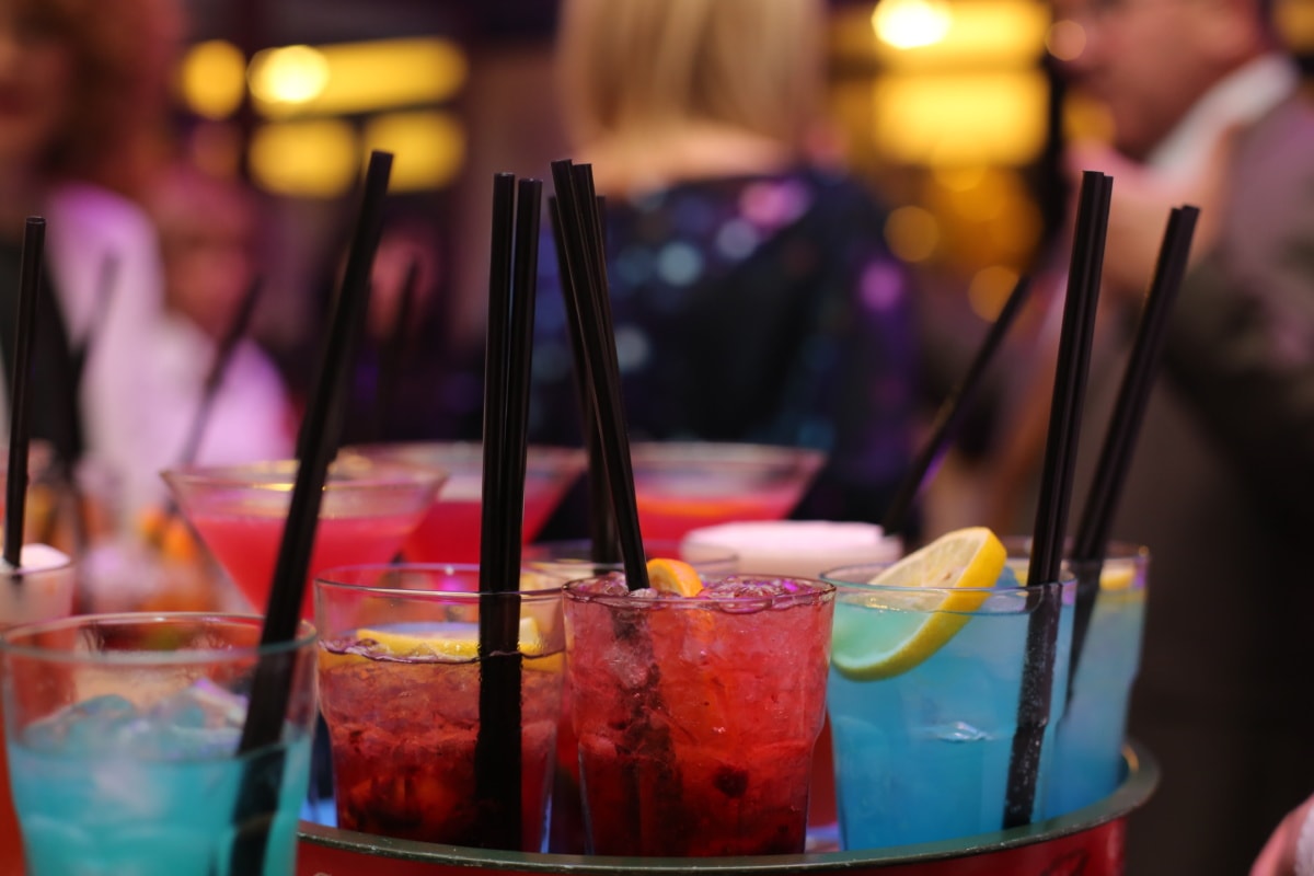 cocktails, kleurrijke, partij, discotheek, nachtclub, drinken van stro, glas, restaurant, drankje, vakantie