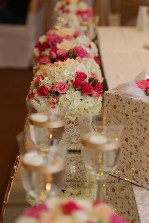 bouquet da sposa, decorazione di interni, vetro, disposizione, i regali, zona pranzo, tavolo, dessert, delizioso, torta