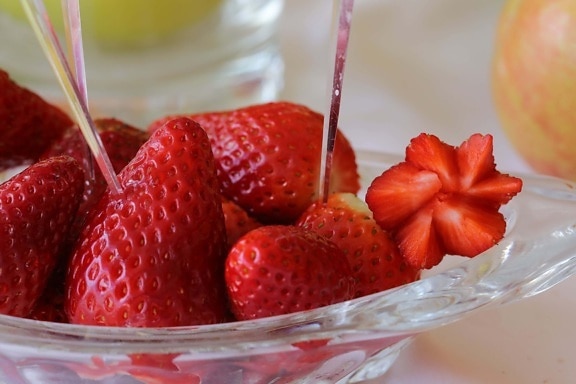 strawberries, salad, reddish, snack, carvings, bowl, crystal, fruit, strawberry, sweet