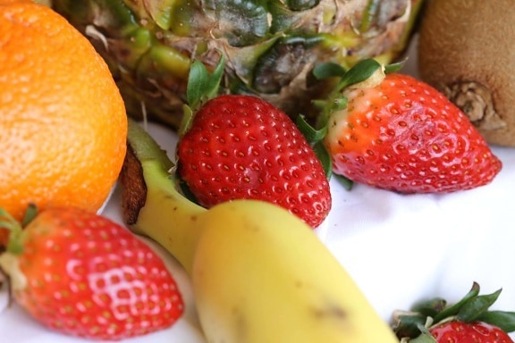 strawberries, kiwi, pineapple, banana, citrus, organic, fruit, fresh, strawberry, produce