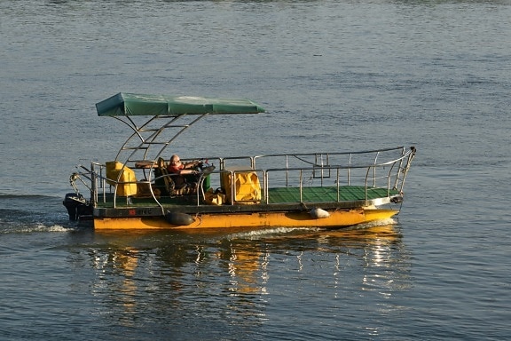 Motorboot, Fahrzeug, Erholung, Fluss, Mann, Danube, Sonnenschein, Boot, Fischer, Wasser