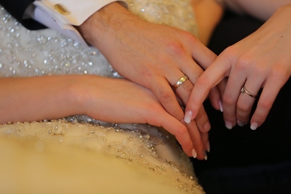 bague de mariage, mains, doigt, couple, robe de mariée, manucure, amour, confortable, confort, robe