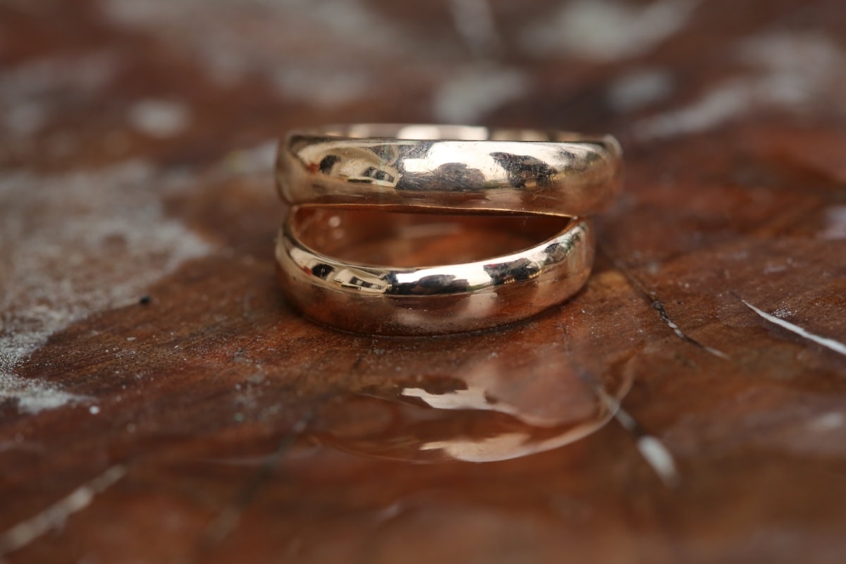 結婚指輪, リング, 金属, ゴールド, 宝, ジュエリー, 結婚式, 愛, 婚約, ロマンス