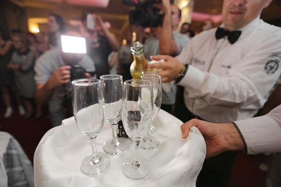 Feier, Zeremonie, Champagner, Weißwein, Barmann, Partei, Glas, Trinken, Hochzeit, Restaurant