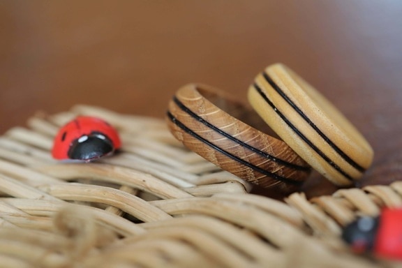 wedding ring, wooden, rings, hardwood, traditional, handmade, still life, blur, zen, homemade