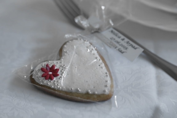heart, cookie, romantic, dinner table, indoors, luxury, food, romance, baking, traditional