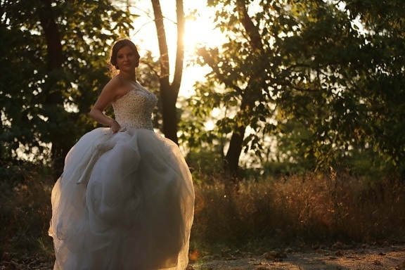 magnifique, la mariée, robe de mariée, paysage, ensoleillement, mariage, amour, jeune fille, jeune marié, robe