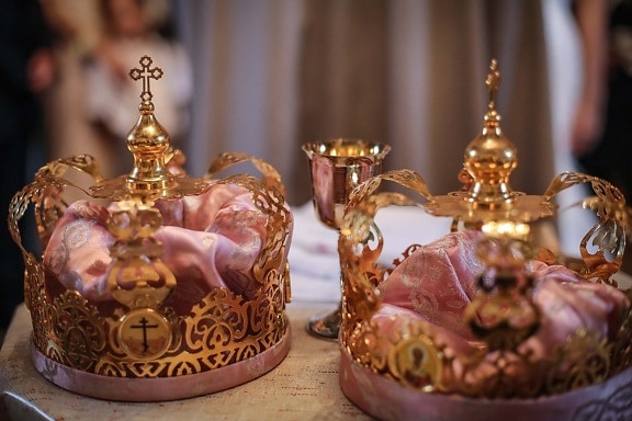 krone, kroning, gull, religion, kors, skinner, dekorasjon, ornament, feiring, toalettsaker
