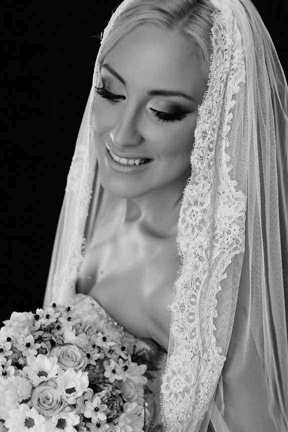 невеста, улыбка, лицо, позирует, свадебное платье, черный и белый, великолепный, милая девушка, вуаль, женщина