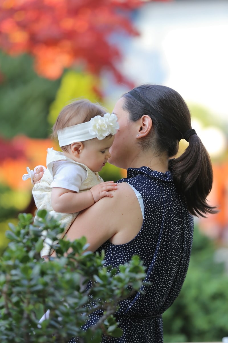 adorable, mother, hairstyle, toddler, cute, baby, affection, outdoors, love, nature