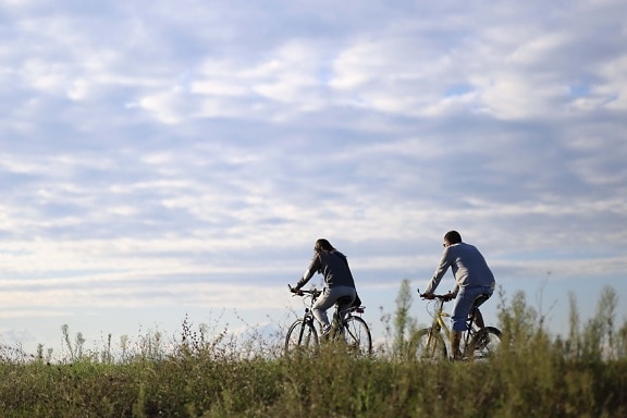 Sepeda gunung, Bersepeda, Sepeda, relaksasi, Laki-laki, alam, petualangan, wanita, roda, pengendara sepeda