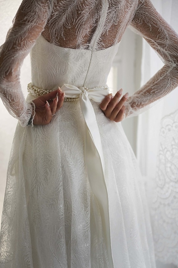 wedding dress, silk, elegance, body, bride, glamour, manicure, hands, wedding, woman