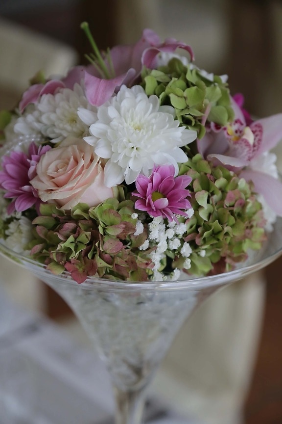 vase, crystal, flowers, decoration, wedding, flower, elegant, bouquet, rose, leaf