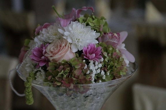 váza, kristály, csokor, virágok, dekoratív, dekoráció, elrendezése, virág, rózsaszín, kivirul