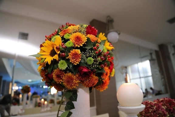 candlestick, vase, wedding bouquet, candlelight, flower, wedding venue, love, interior design, bouquet, leaf