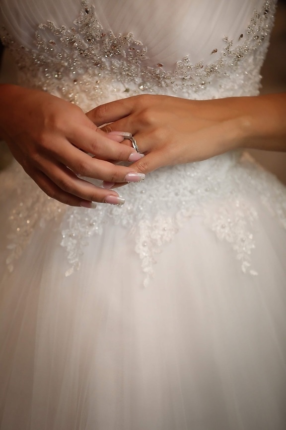 bague de mariage, robe de mariée, élégance, bras, la mariée, manucure, jeune marié, mariage, femme, engagement