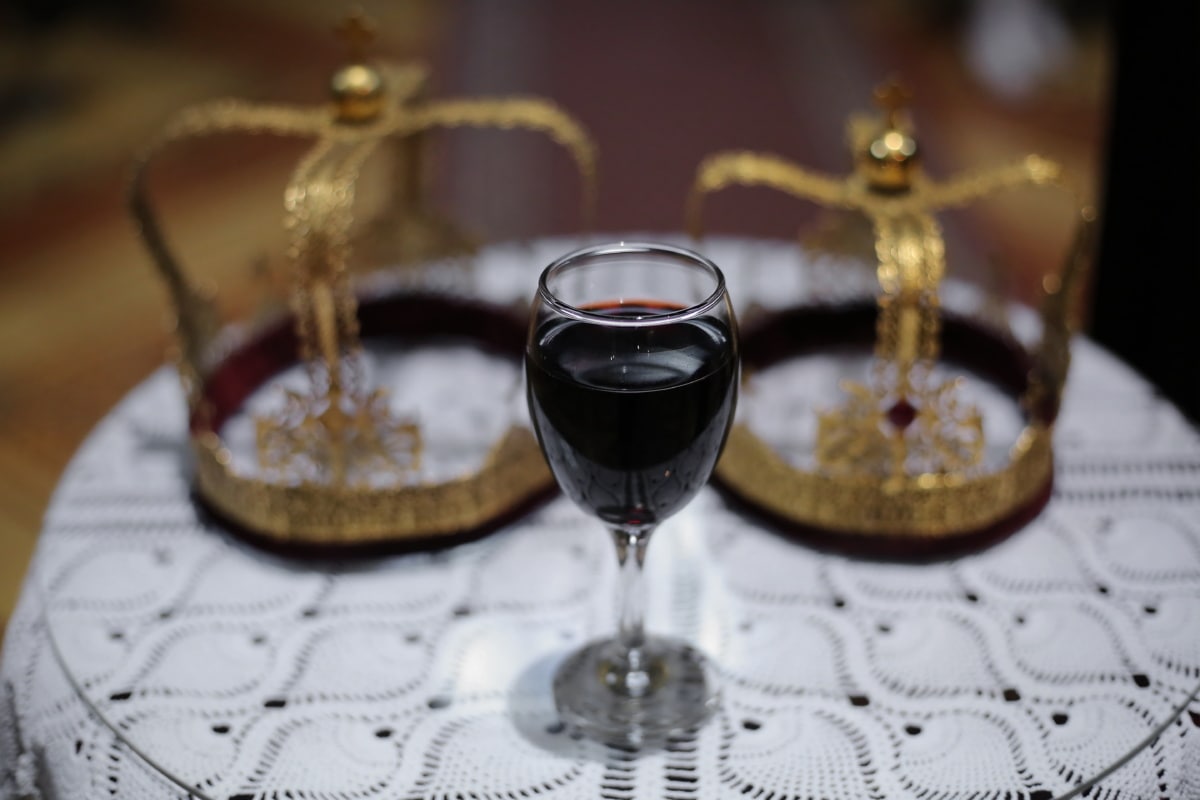 Червоне вино, коронація, Корона, Скло, вино, окуляри, напої, напій, розкіш, їдальні