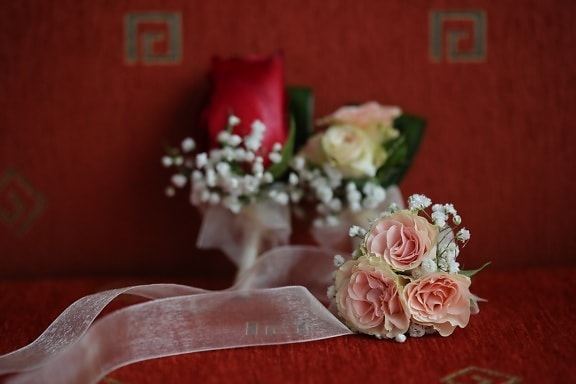 wedding bouquet, sofa, couch, silk, wedding, roses, rose, decoration, bride, flower