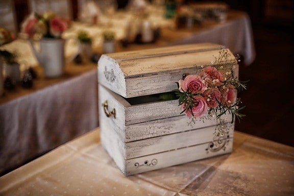 staré, dřevěný, krabice, láska, romantický, růže, hrudník, design interiéru, uvnitř, kontejner