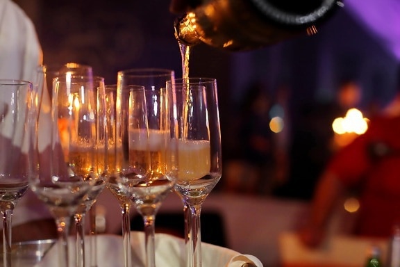 noční klub, sklo, barman, bílé víno, Restaurace, víno, šampaňské, oslava, nápoj, láhev
