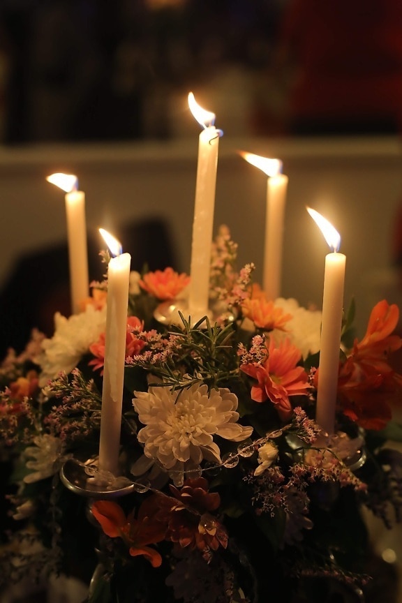 candles, candlelight, candlestick, bouquet, flames, light, shadow, flame, candle, fire