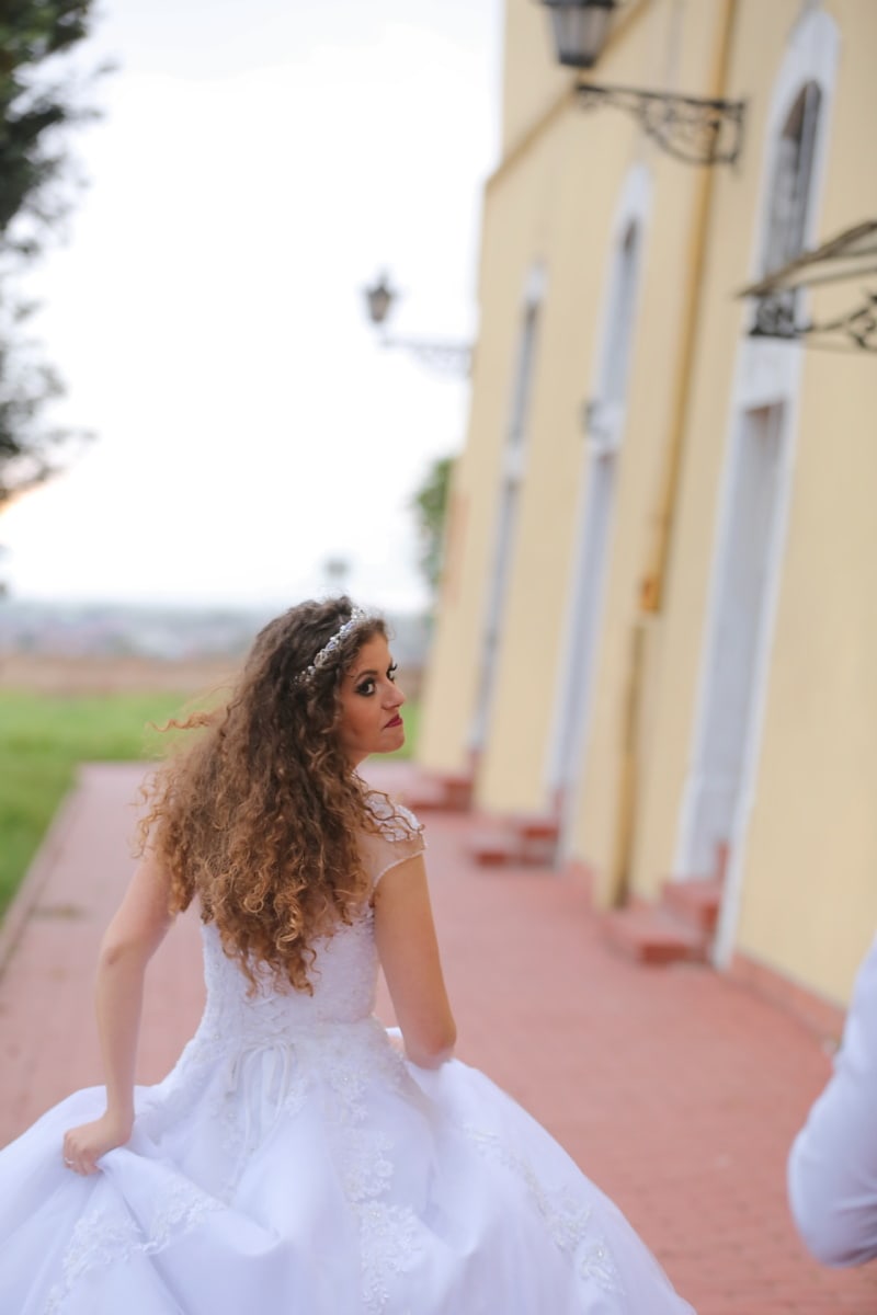 bride, curl, hairstyle, running, woman, wedding, outdoors, love, fashion, people